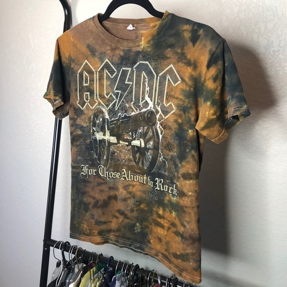 VINTAGE AC/DC Tie Dyed Distressed Tshirt - Picture 2 of 3